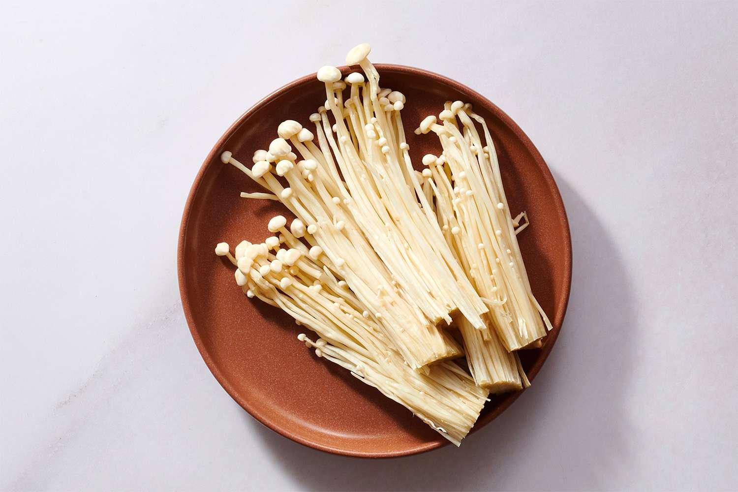 Enoki_Mushroom