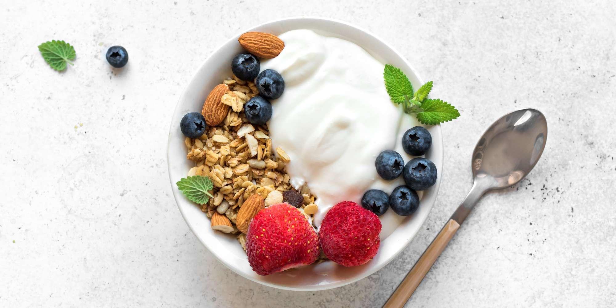 Greek_Yogurt_with_Berries