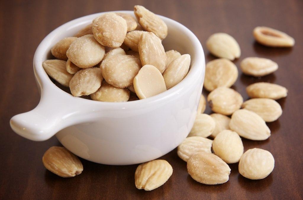 Marcona_Almonds