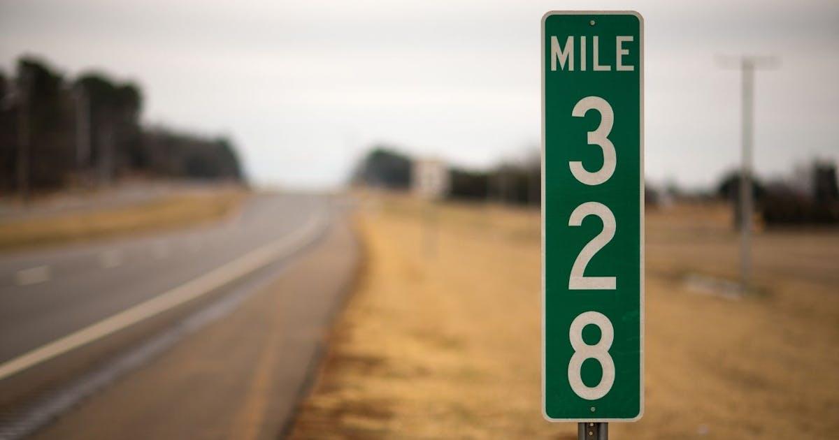 Mile_Marker_Sign