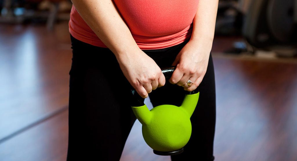 Pregnancy Strength Training: 5 Tips on How to Do It Safely