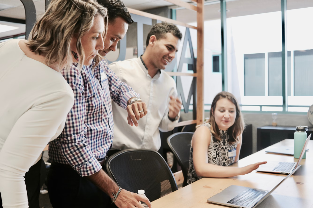 How Employee Monitoring Apps Can Enhance Work-Life Balance