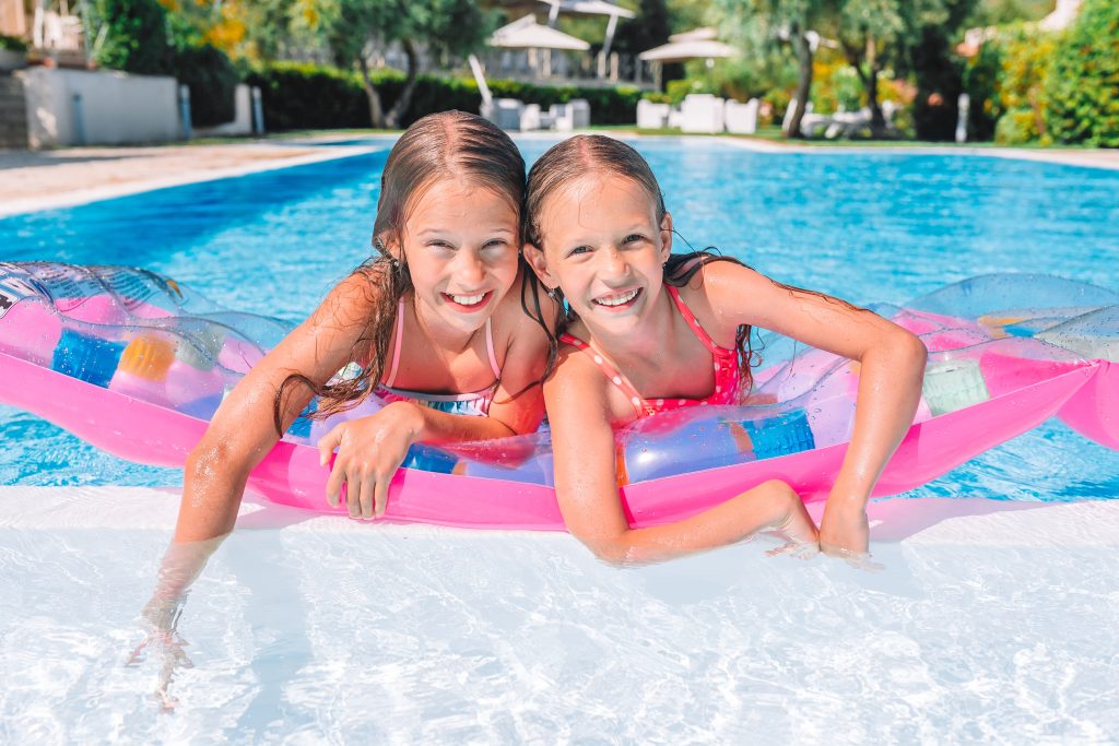 Top Tips for Choosing the Perfect Girls Swimwear for Your Summer Vacation