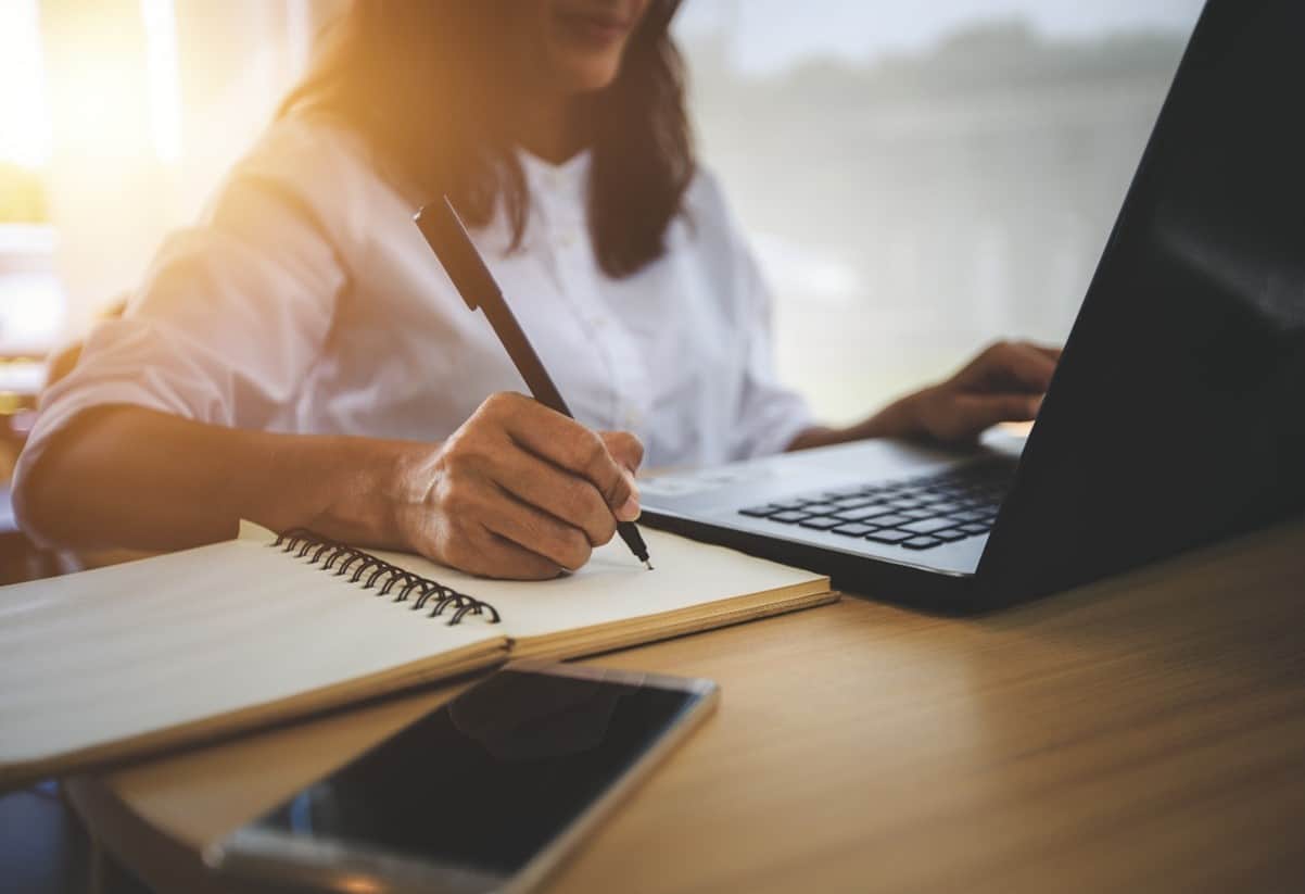 Personalized Attention and Curriculum