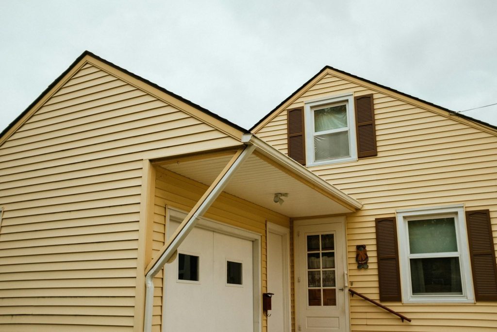 Top Trends in Home Exteriors: What’s Popular This Year