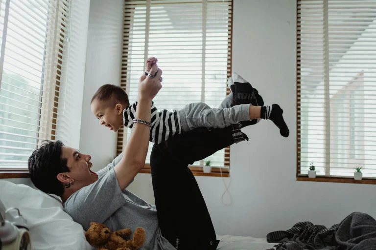 Divorce and Dad: How Single Fathers Can Navigate Co-Parenting with Confidence