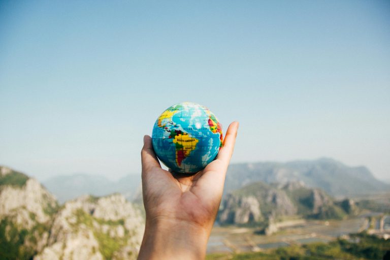 7 Tips to Avoid Mistakes When Buying Travel Insurance Policy