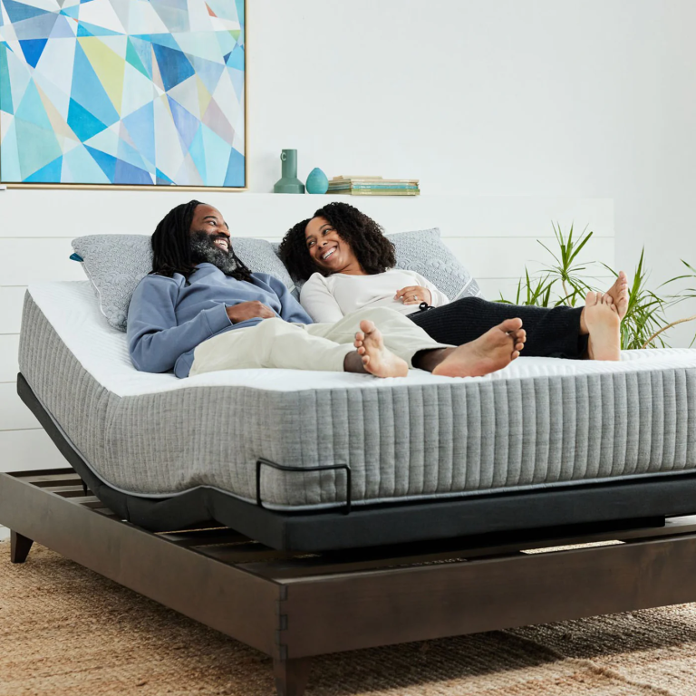 From Pregnancy to Postpartum: Why Moms Love Adjustable Beds