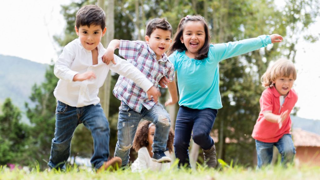 games-to-play-outside-with-kids